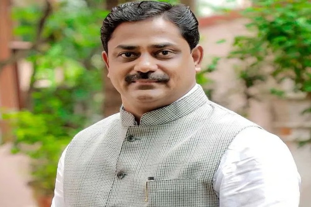 संग्राम थोपटेंच्या रूपाने कोहिनूर हिरा भाजपला  मिळाल्याचा चंद्रशेखर बावनकुळेंचा दावा 